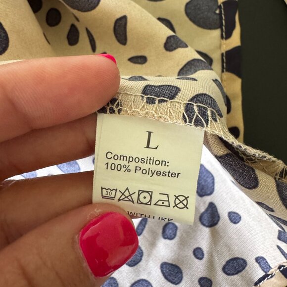 Shein Leopard Print Tiered Dress Size L V-Neck Ruffle Sleeve Button Front - Picture 7 of 7